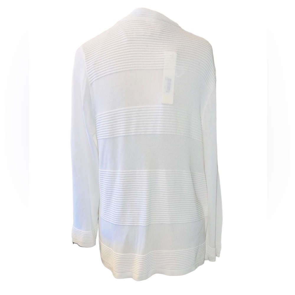 NWT!! CYRUS light weight sweater jacket. Color white  size M.  NWT!!! - Picture 4 of 12